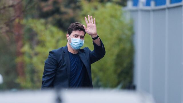 El ex Tottenham fue presentado el día anterior en la ciudad donde también estuvo como futbolista. (EFE)