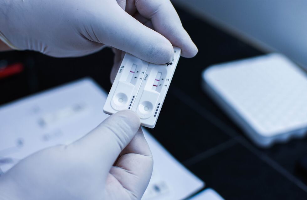 Por qué con la llegada del invierno el virus se propaga más rápido