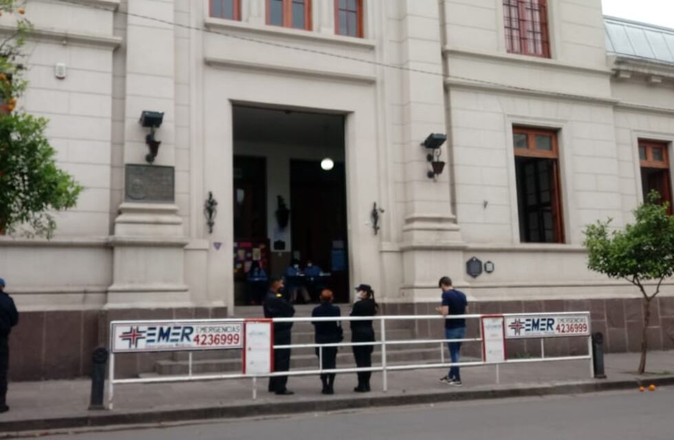 Gestión Educativa explicó cómo funcionan las escuelas este lunes