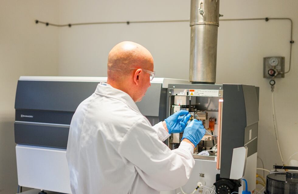 La DPOSS prepara instrumental de última generación para el control de la calidad de agua