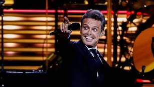 El video del accidente que sufrió Luis Miguel en pleno recital. (Foto: Agustin Marcarian / Reuters)