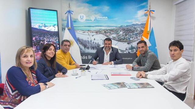 Firman convenio para tres importantes obras en Ushuaia