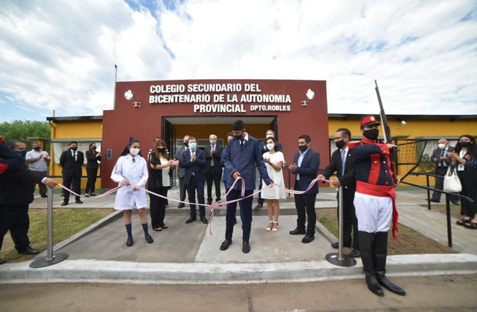 Zamora junto al ministro Trotta inauguraron oficialmente el ciclo lectivo 2021