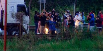 Los varados en Paso de los Libres. (Foto: Captura TN)