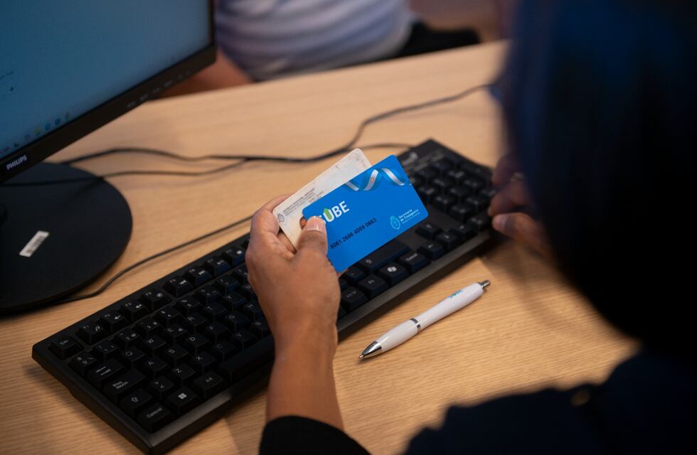 Gualeguaychú ya tiene disponible el Boleto Docente con descuento