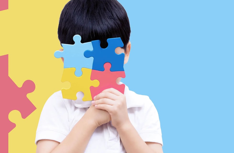 Autismo: caminata recreativa y entrega de comunicación aumentativa a los CAPS