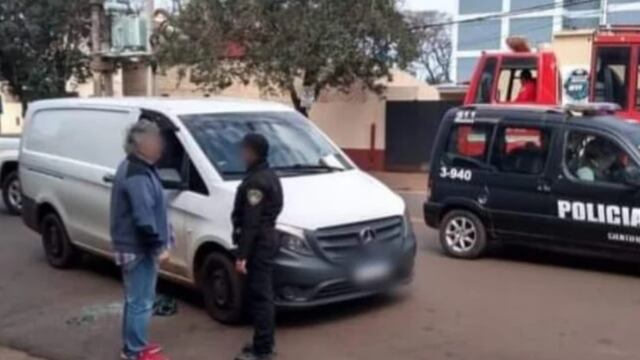 Encuentran a un hombre sin vida dentro de un vehículo: habría fallecido de muerte súbita.