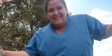 Estudió viajando “a dedo” y se recibió de médica en la UPSO