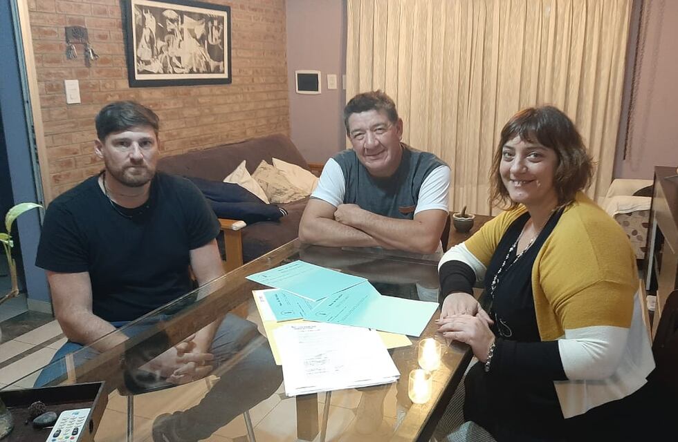 Parez: un grupo que se hace querer en Pérez y se pone a la altura del vecino