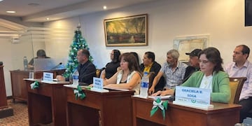 Asumieron los nuevos concejales de Puerto Iguazú y Carlos Ríos fue elegido presidente del Concejo.