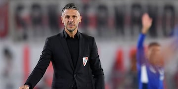 Martín Demichelis dejará River tras un "común acuerdo" con el Club.