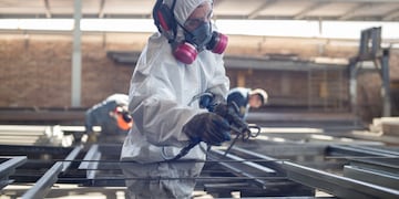 La actividad de la industria PyME de Argentina cayó 9,9 % interanual en febrero. Foto: Los Andes