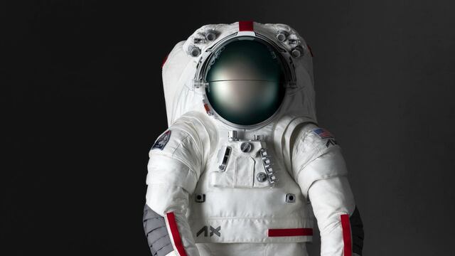 Prada junto a Axiom Space diseñaron el traje espacial para una misión de la NASA.