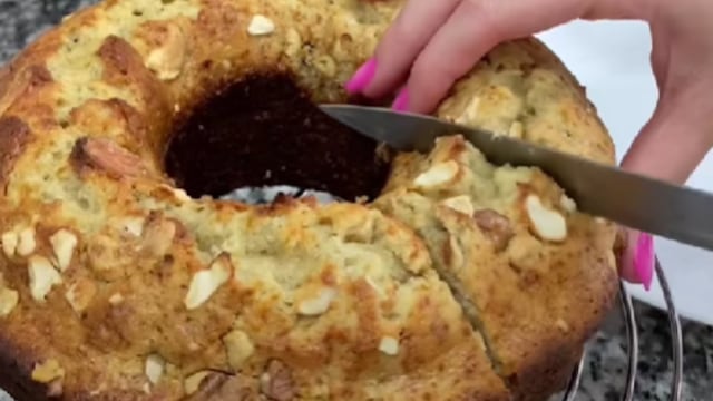 Rosca húmeda de banana y frutos secos: la opción saludable para Pascua.