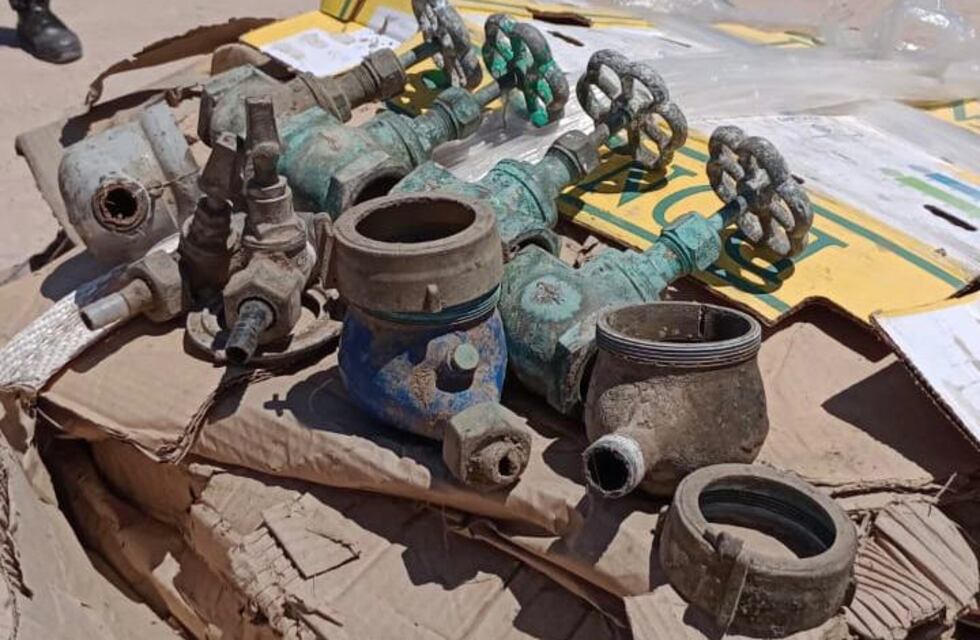 Detectaron medidores de agua, llaves y válvulas robadas en comercios de Paraná