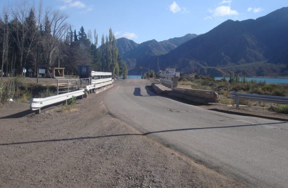 Más de 300 vecinos de tierras fiscales serán propietarios Mendoza