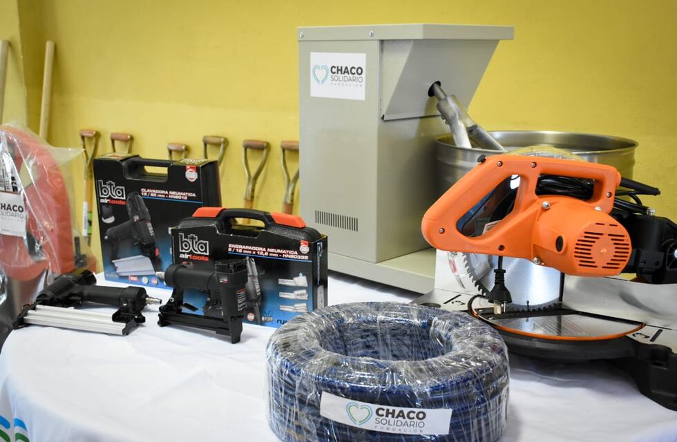 Entregaron herramientas a pequeños emprendedores