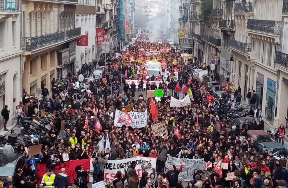 Protestas en Francia: la reforma previsional, que aumenta la edad para jubilarse, genera una oleada de movilizaciones en el país