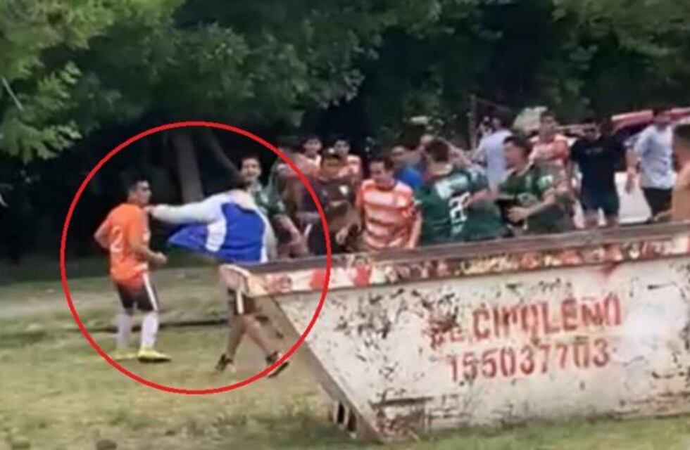 Expulsaron de por vida a dos equipos de fútbol que protagonizaron una batalla campal