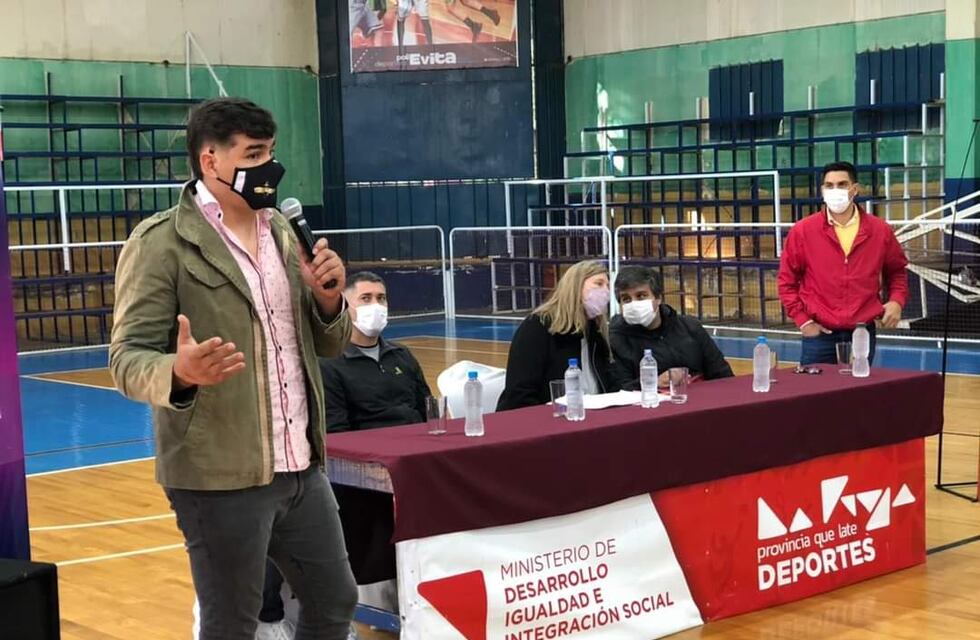 “Jóvenes Transformando”: una organización política que nació en Carlos Paz y que desembarcó en La Rioja
