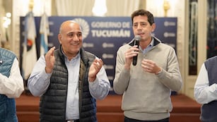 Eduardo "Wado" de Pedro y Juan Manzur, la lista que eligió el kirchnerismo. Foto: Clarín.