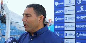 Sebastián "Sapo" Montivero, el DT que logró el histórico ascenso, dio un paso al costado en Argentino de Monte Maíz (Facebook Argentino Crece).