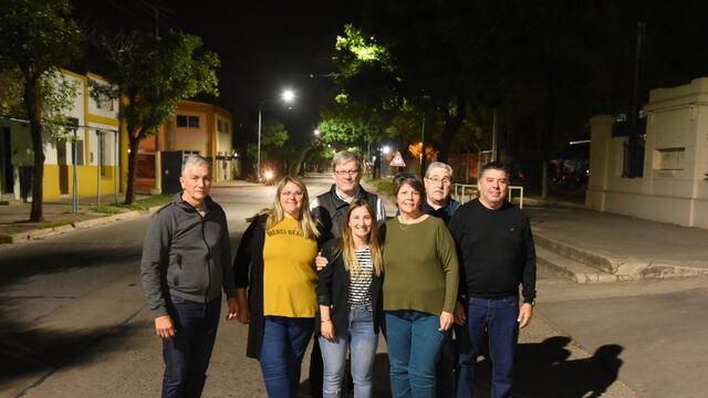 Nueva iluminación LED para avenida Brasil