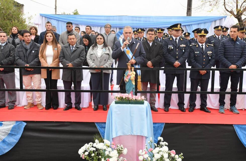 Jaldo estuvo en García Fernandez por los actos del 25 de Mayo
