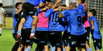 Estudiantes de Río Cuarto venció de local a Agropecuario por la Primera Nacional. (Tomás Fragueiro / La Voz)