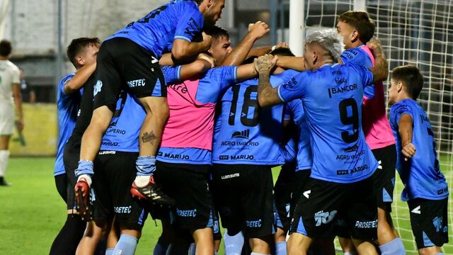 Estudiantes de Río Cuarto se vuelve de Puerto Madryn con tres puntos (Tomás Fragueiro / La Voz).