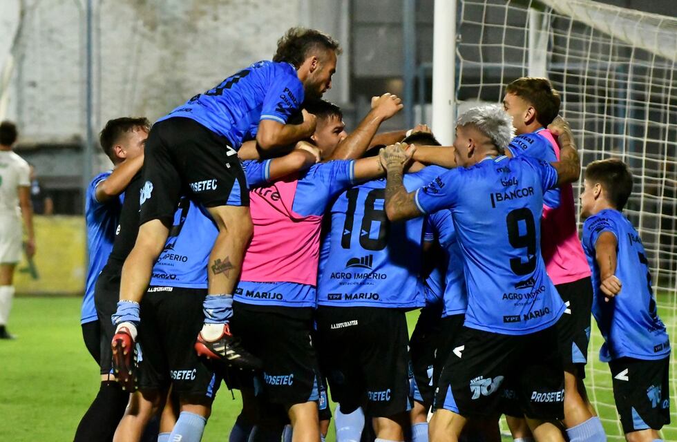 Estudiantes volvió a ganar en Río Cuarto, en su tercera victoria consecutiva