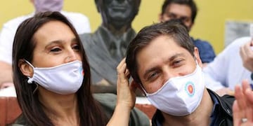 Soledad Quereilhac junto a Axel Kicillof