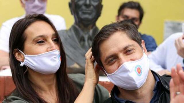 Soledad Quereilhac junto a Axel Kicillof