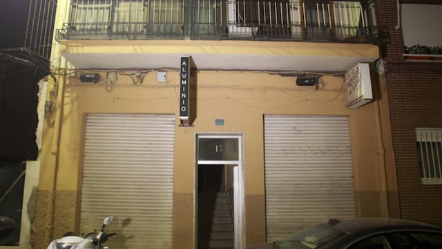 El departamento de Alicante donde encontraron sin vida a dos argentinos.