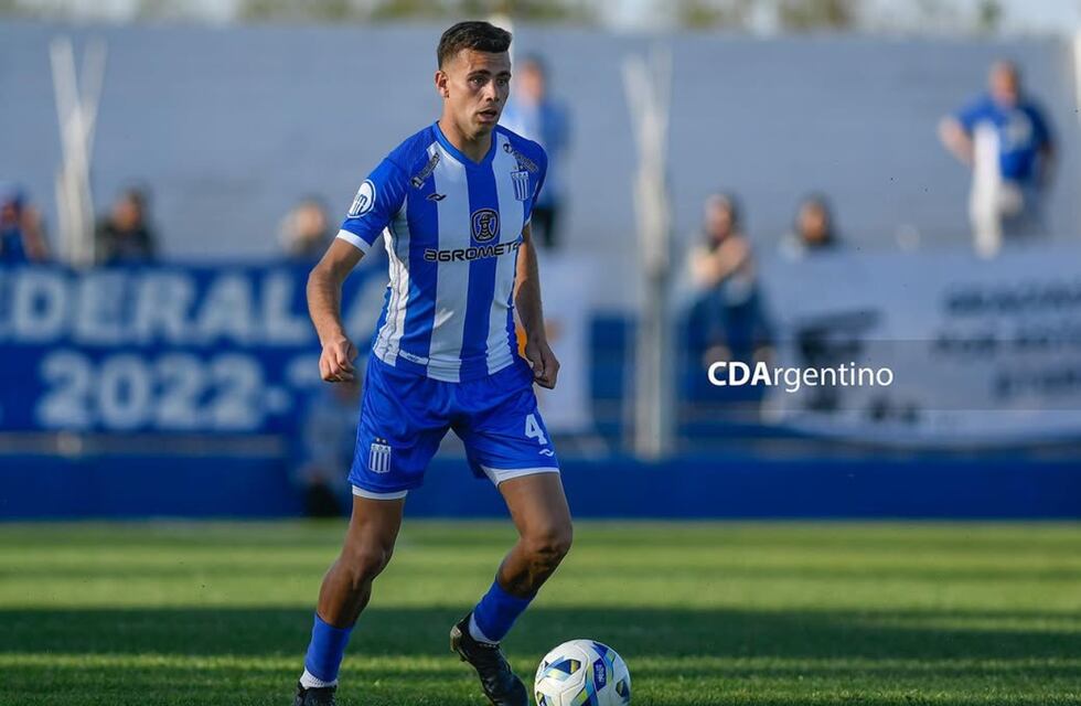 De trabajar en una cerealera a enfrentar a Boca con Argentino de Monte Maíz: “Mi ídolo es Riquelme, pero...”