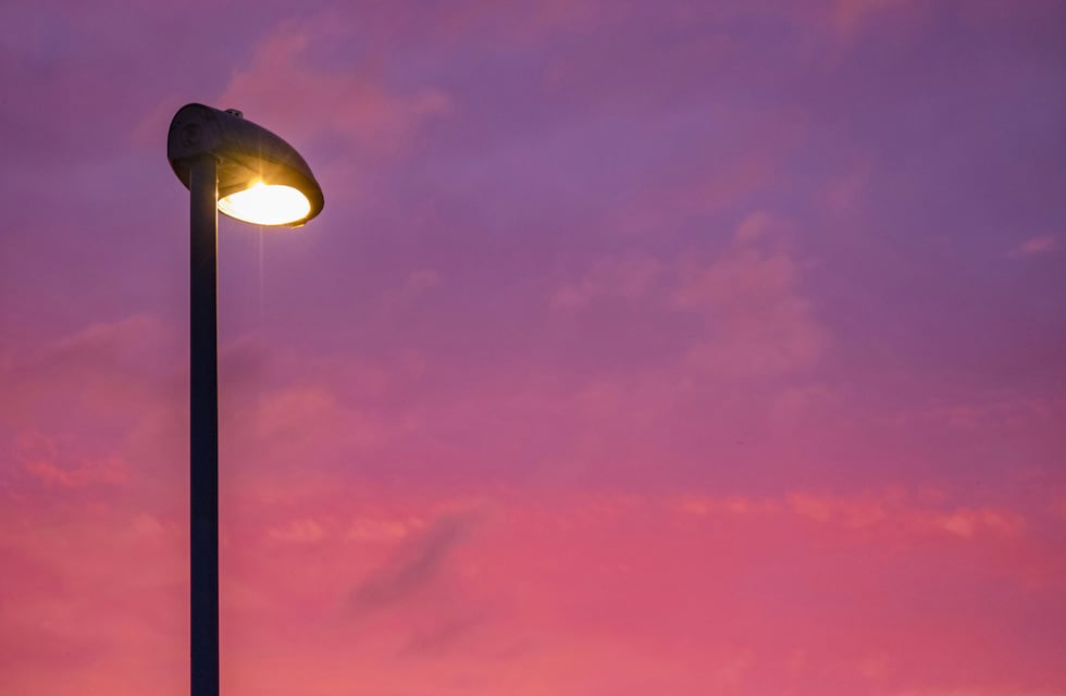 Intentó robar y terminó molido a golpes y atado a un poste de luz en Córdoba