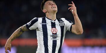 El jugador del partido, Rodrigo Garro. Goleador y figura en Talleres (foto Ramiro Pereyra-La Voz).