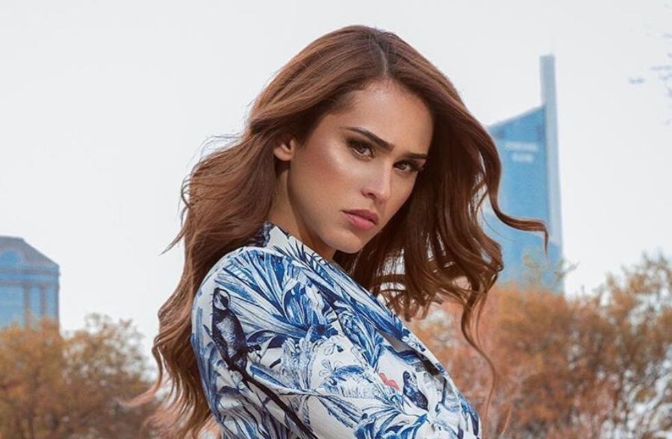 Yanet García bailó con un conjunto de lencería de encaje negro y fue furor