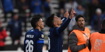 Gol de Rubén Botta, para que Talleres le gane a Estudiantes (Facundo Luque / La Voz).