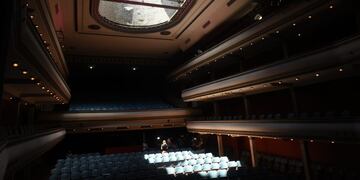 Techo corredizo del Teatro La Comedia