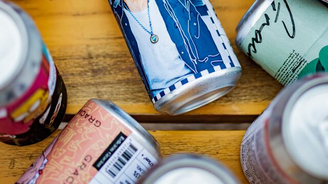 Más de una veintena de mendocinos tienen su homenaje cervecero. Foto: Gentileza 23 Ríos.