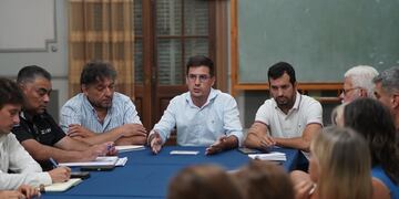 Reunión de "Vecinos en Alerta" encabezada por Leonardo Viotti