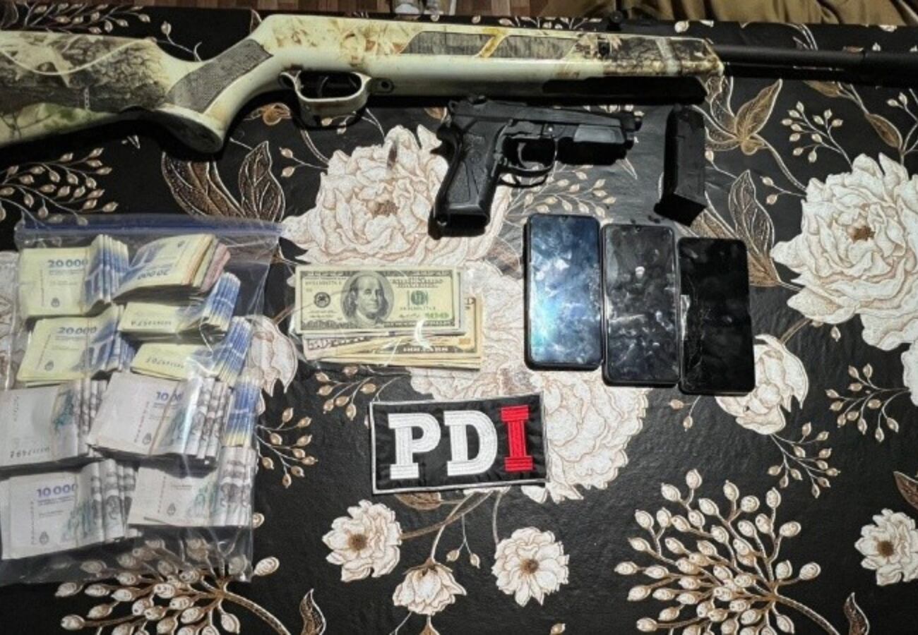 Detuvieron al jefe de la barra brava de Newell’s en allanamientos por venta droga al menudeo