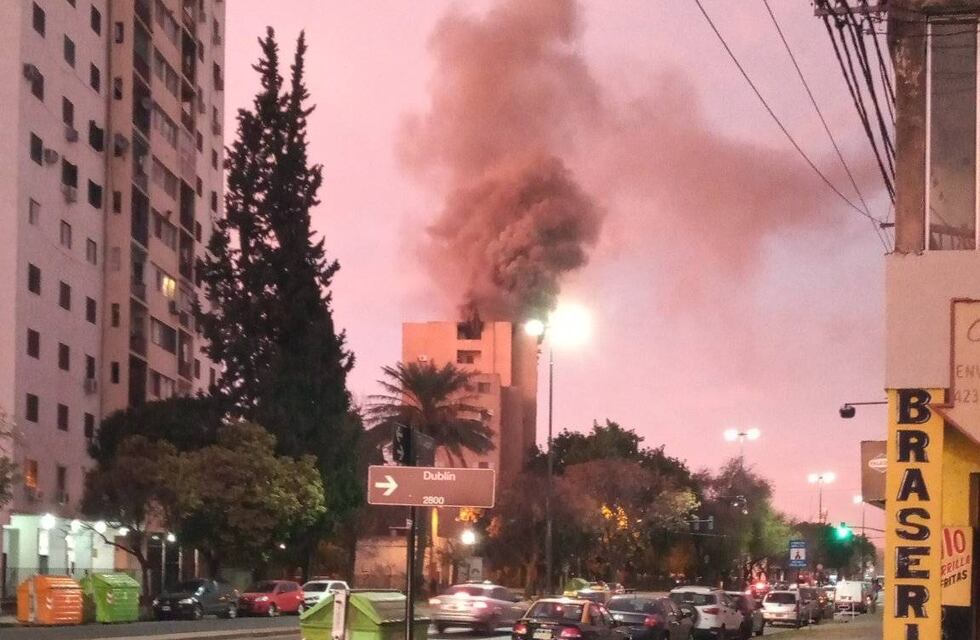 Corte de tránsito en Rosario: reportaron incendio en barrio Latinoamérica