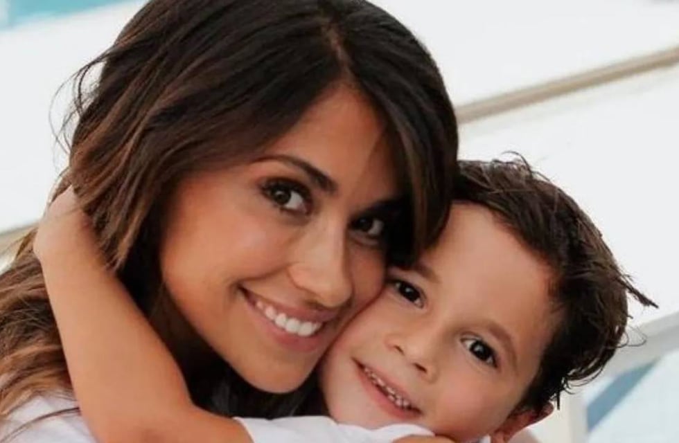 Máxima concentración de Antonela Roccuzzo y Mateo Messi: ¿Qué miraban?