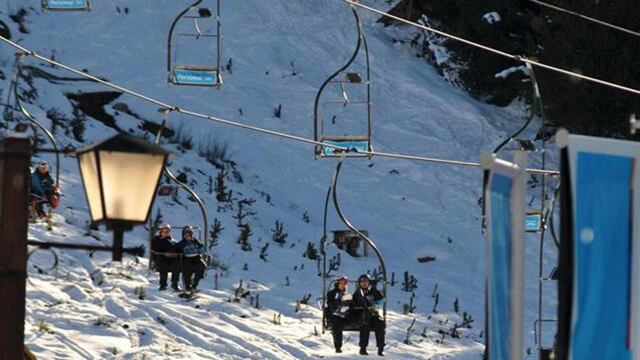 El Cerro Catedral abrirá sus puertas parcialmente desde el lunes próximo (Télam / Archivo)