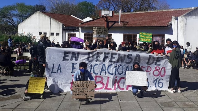 Reclaman la falta de obras pactadas para concretarse a principios de este año.