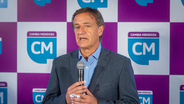El Gobernador de Mendoza anunció un aumento del 45% para todos los empleados estatales. Imagen ilustrativa. Ignacio Blanco / Los Andes