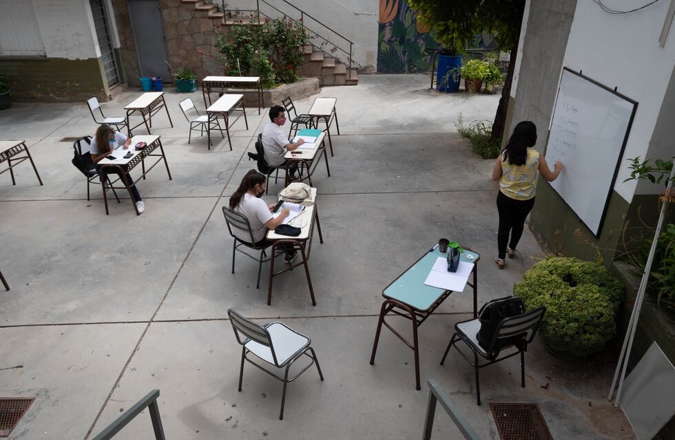 Calendario escolar 2021: las clases comienzan en marzo y algunos estudiantes en febrero