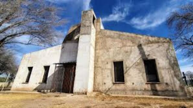 La parroquia Nuestra Señora del Milagro de Salta fue usurpada en 2018. Funcionan distintas actividades comerciales desde entonces.